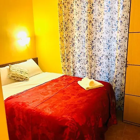Konukevi Magenta House 2*