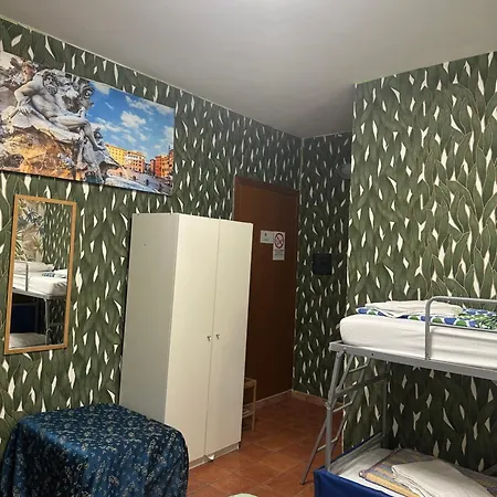 Magenta House בית הארחה