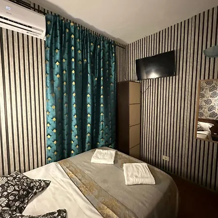 Magenta House בית הארחה