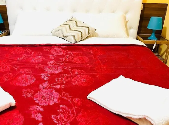 Magenta House Maison d'hôtes 2*